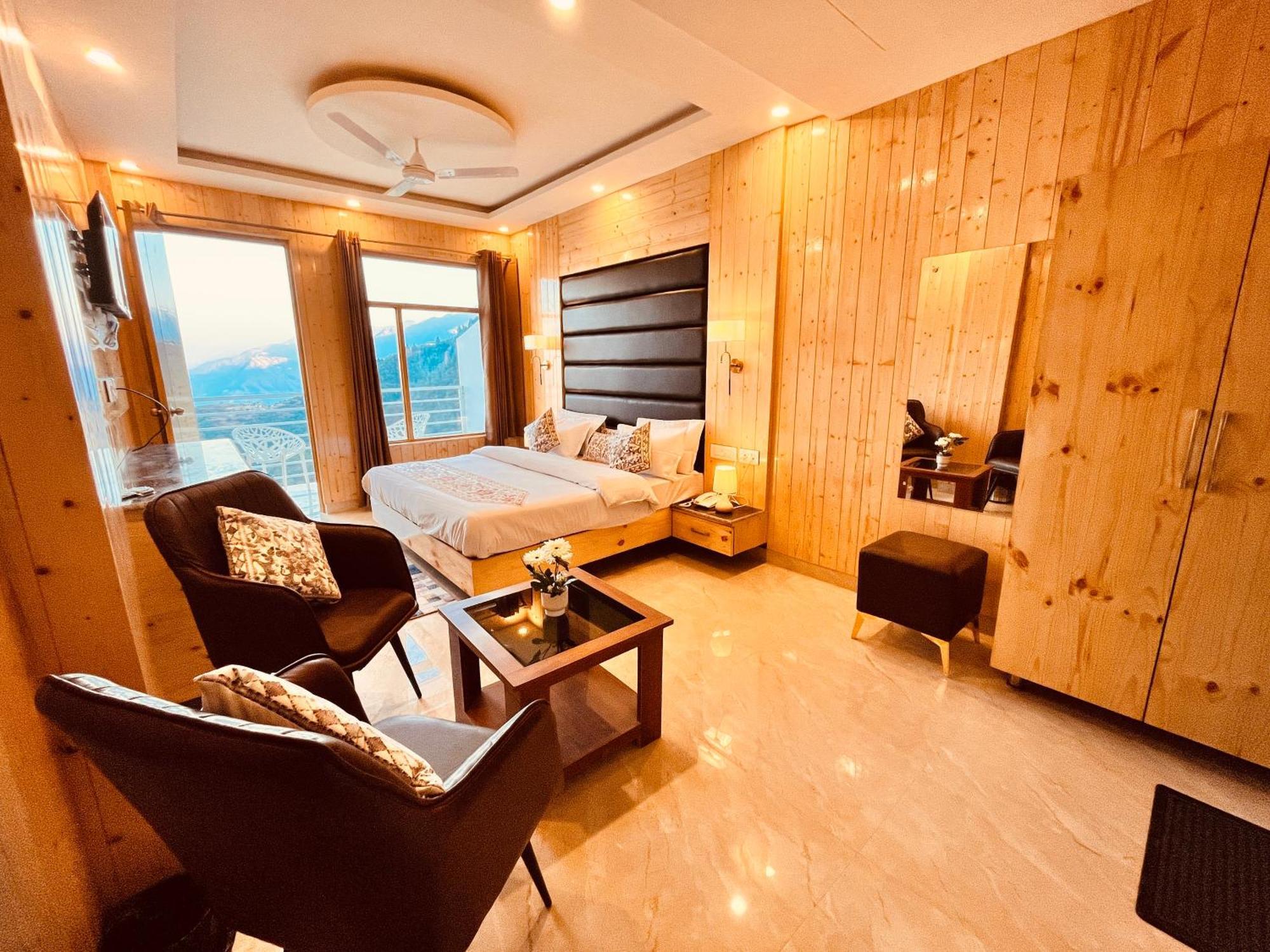 Hotel Classic Crown - #Scenic Mountain View #Open Terrace #Parking #Premium Rooms With Balcony #Guest Preferred #Best Selling Hotel In Mussoorie Exterior foto